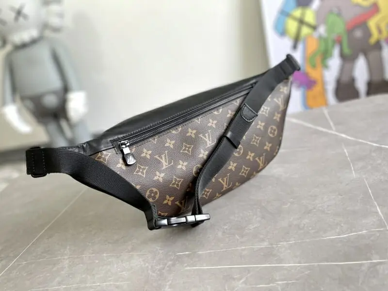 louis vuitton lv aaa qualite sacs ceinture s_117a3361